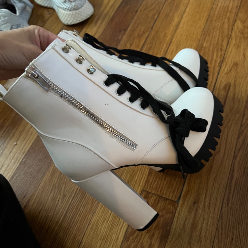 Booties - Picture 4 of 5